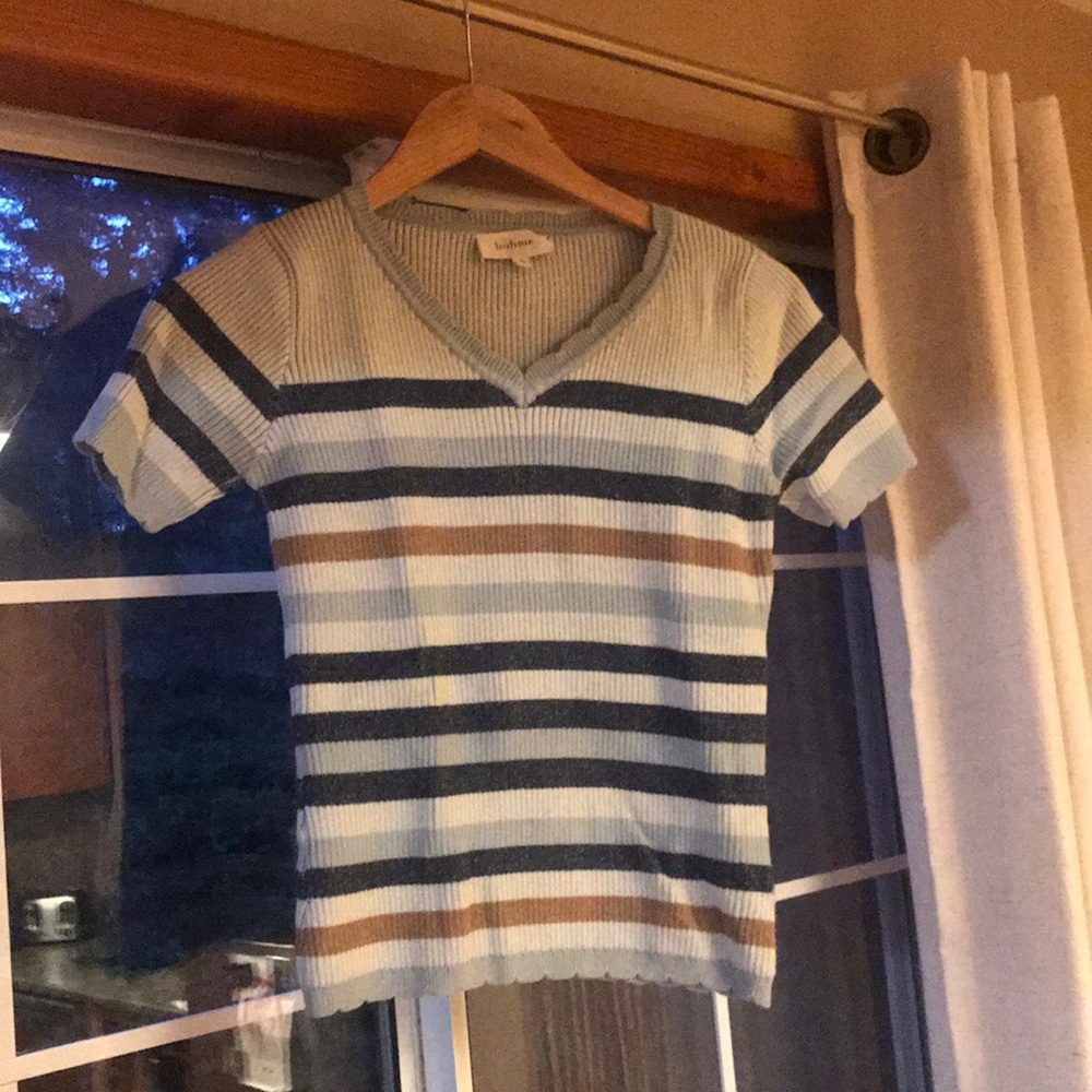 Knitted V-Neck Tee by Böhme